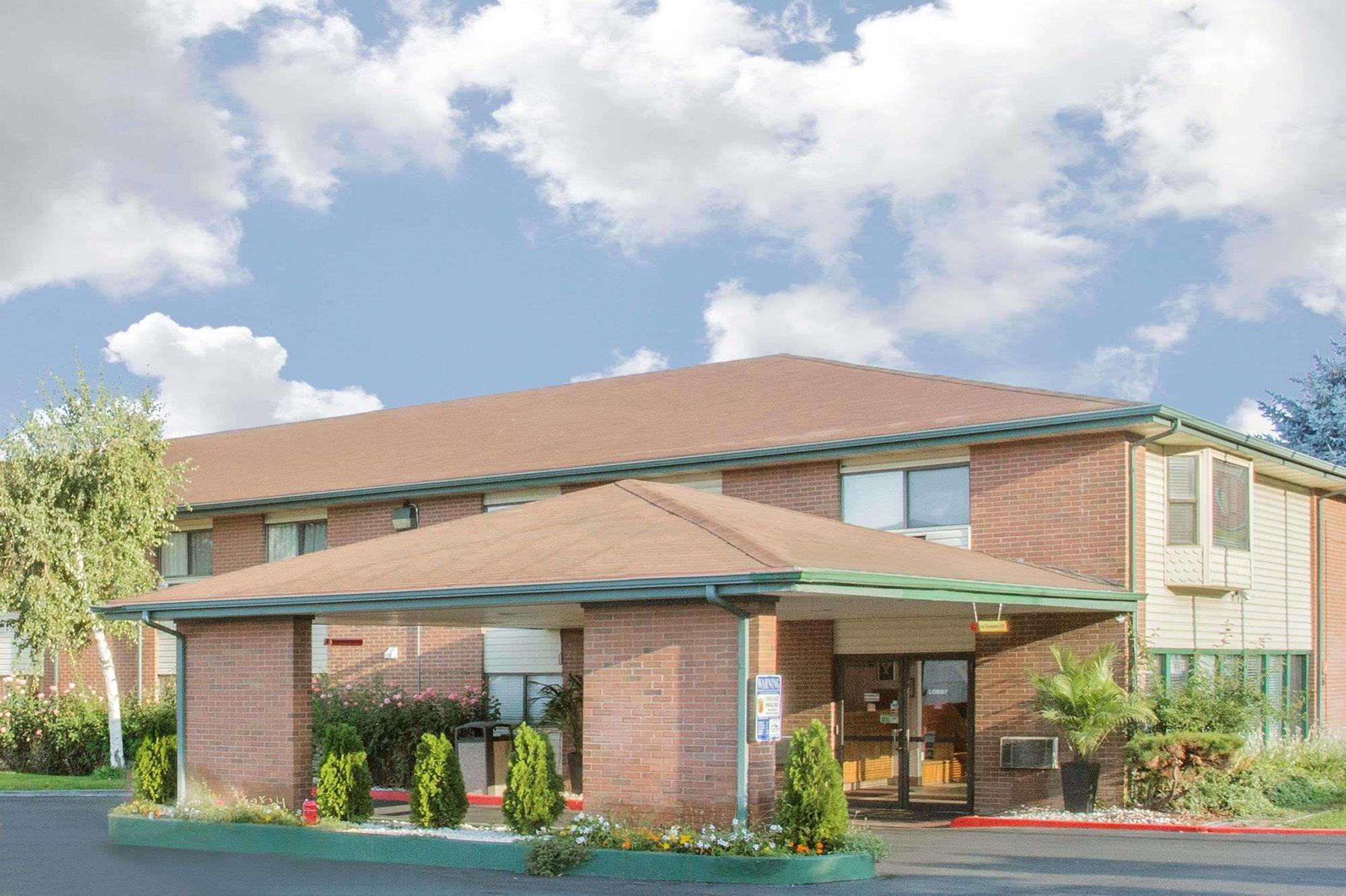 Super 8 By Wyndham Provo Byu Orem Exteriér fotografie